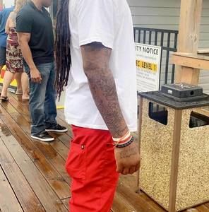 Meet your Posher, Carlton